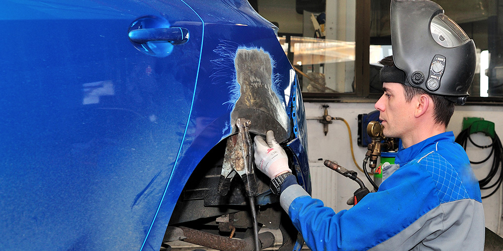 Image of Waiting Are Of The Shop